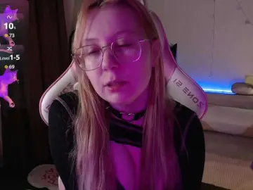 Henby-streams  live sex cam