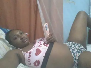 Hot-masha  live sex cam