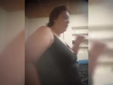 BBWshaker  live sex cam