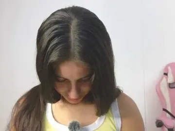 Bella-Rose  live sex cam