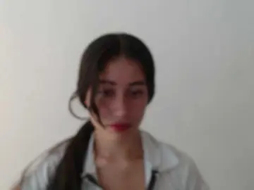 Bella-Rose  live sex cam
