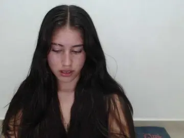 Bella-Rose  live sex cam