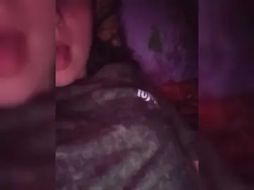 Ilona-9  live sex cam