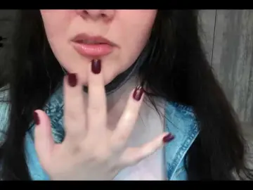 LISSIS-MISSIS  live sex cam