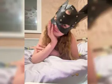 LilyCutee  live sex cam