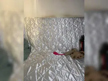 Naturalnayaa  live sex cam
