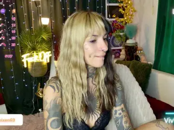 VivVixen  live sex cam