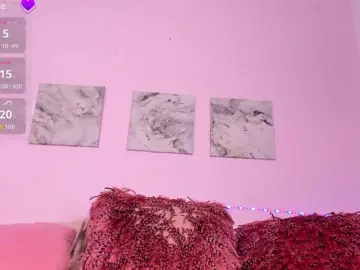 KyliieJaakson  live sex cam