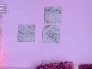 KyliieJaakson  live sex cam