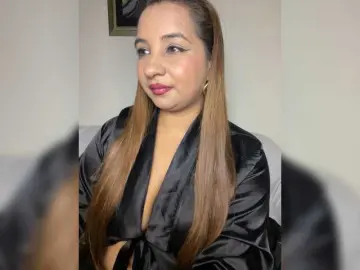 Beutymoon26  live sex cam