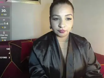 Beutymoon26  live sex cam