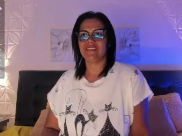 Emilly  live sex cam