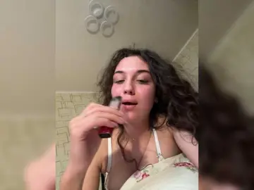 Eseniyb  live sex cam