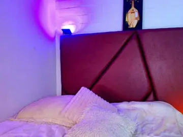 Lexi-Howard-  live sex cam