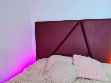 Lexi-Howard-  live sex cam