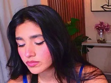 Lia-Mar  live sex cam