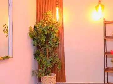 Lia-Mar  live sex cam