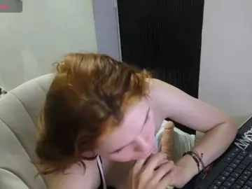 Zeldaprincess77  live sex cam