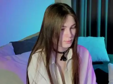 Allienee  live sex cam