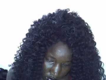 Sweet-saffron  live sex cam