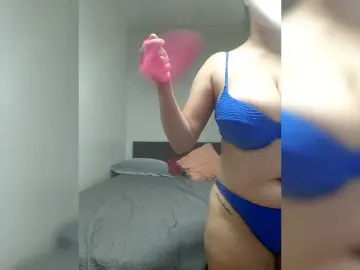 EmilyCCm  live sex cam