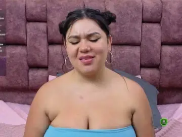 JadeGlow  live sex cam