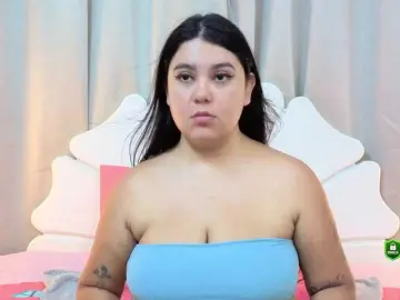 JadeGlow  live sex cam
