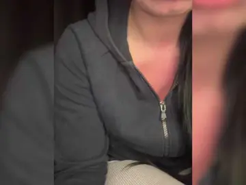 Liklik  live sex cam