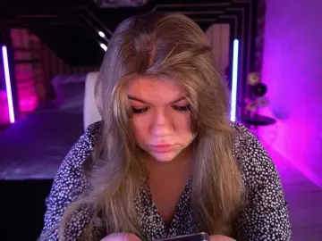 LyalyaPiska  live sex cam