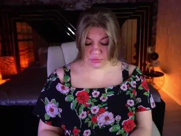 LyalyaPiska  live sex cam
