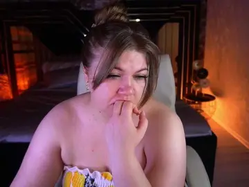 LyalyaPiska  live sex cam
