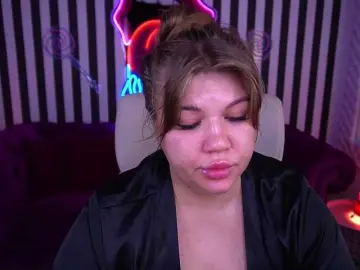 LyalyaPiska  live sex cam