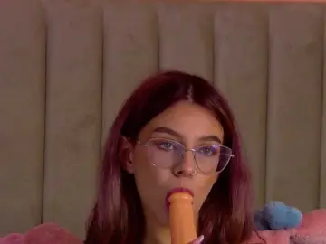 MillieRossie  live sex cam