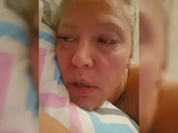 MoonKitten  live sex cam