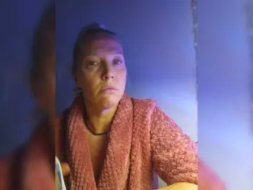 MoonKitten  live sex cam