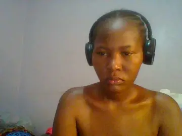 Pretty-thalia1  live sex cam