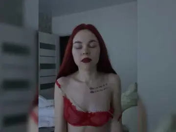 Vanilka69-  live sex cam