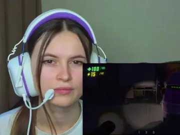 AliceIMonta  live sex cam