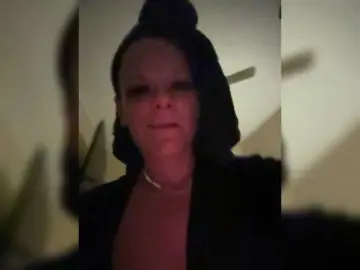 BMFjolene22  live sex cam