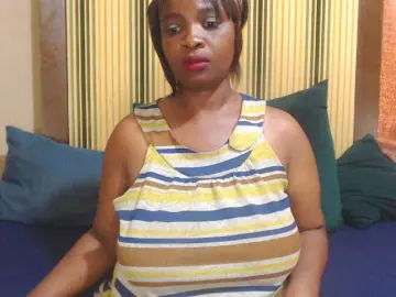 Bustytitsxx22  live sex cam