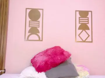 EnvyAdams  live sex cam