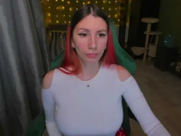 Girlfromanothercity  live sex cam