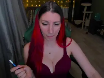 Girlfromanothercity  live sex cam