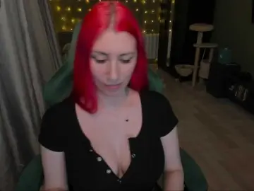 Girlfromanothercity  live sex cam