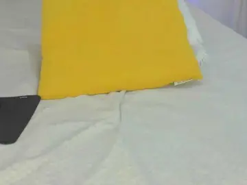 HollyTaillor  live sex cam