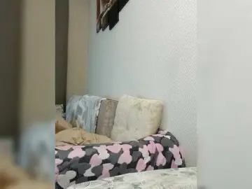 IRUSIK11  live sex cam