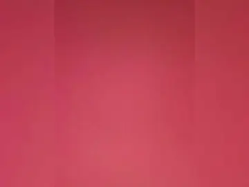 IRUSIK11  live sex cam