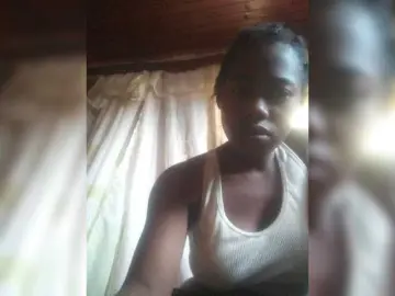 Miranda7  live sex cam