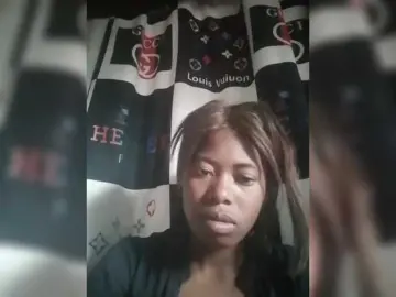 Miranda7  live sex cam