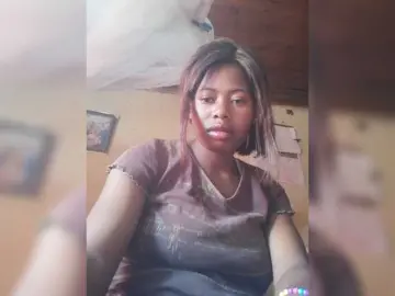Miranda7  live sex cam